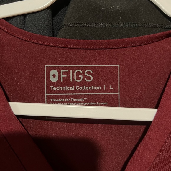 Womens maroon figs Catarina one pocket top size L - Picture 2 of 2